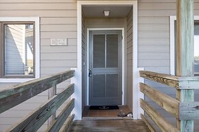 Shore Joy 3 Bedroom Condo by RedAwning