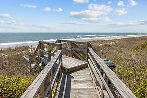 Shore Joy 3 Bedroom Condo by RedAwning