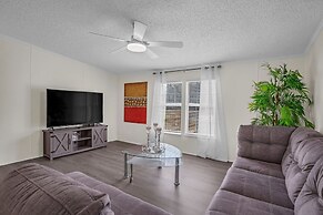 Relaxing 4br Hideaway In Groveland 4 Bedroom Cottage by RedAwning