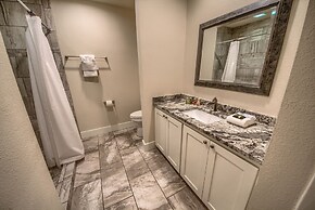 Cw Chb216 Club Paradise 4 Bedroom Condo by RedAwning