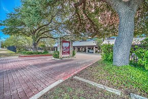 Cw Chb216 Club Paradise 4 Bedroom Condo by RedAwning