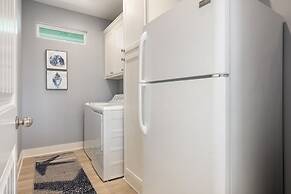 Crystal Villa 3 Bedroom Home by RedAwning