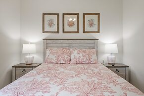 Sandpiper Cove 4 Bedroom Home by RedAwning