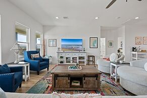 Sandpiper Cove 4 Bedroom Home by RedAwning