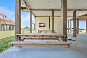 Sandpiper Cove 4 Bedroom Home by RedAwning