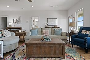 Sandpiper Cove 4 Bedroom Home by RedAwning