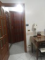 Antico Portale Host Roberto