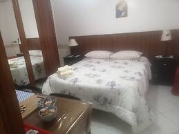 Antico Portale Host Roberto