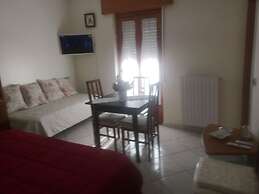 Antico Portale Host Roberto