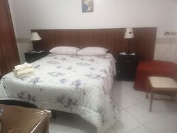 Antico Portale Host Roberto