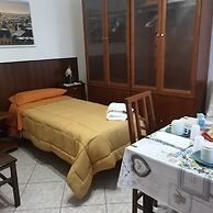 Antico Portale Host Roberto