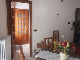 Antico Portale Host Roberto