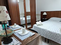 Antico Portale Host Roberto