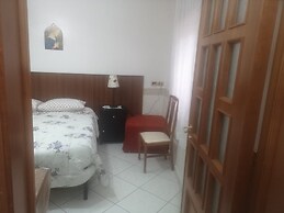 Antico Portale Host Roberto