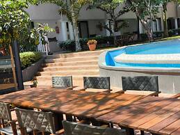 Room in Lodge - Zambezi Boutique Lodge, 2 Suites ask for our Free Sava