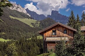 Alpendorf Dachstein West by ALPS RESORTS