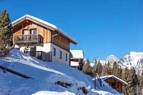 Alpendorf Dachstein West by ALPS RESORTS