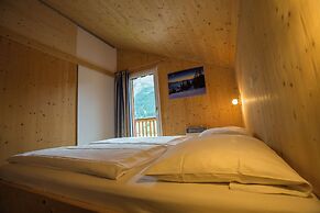Alpendorf Dachstein West by ALPS RESORTS