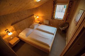 Alpendorf Dachstein West by ALPS RESORTS