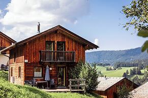 Alpendorf Dachstein West by ALPS RESORTS