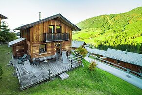 Alpendorf Dachstein West by ALPS RESORTS