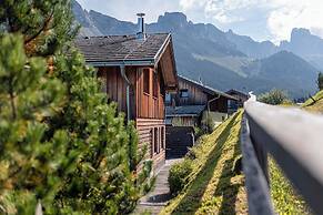 Alpendorf Dachstein West by ALPS RESORTS