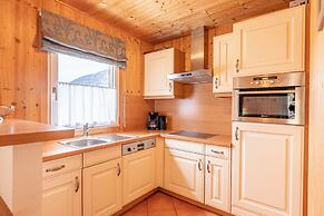 Alpendorf Dachstein West by ALPS RESORTS