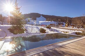 Kreischberg Pool Villas & Penthouses by ALPS RESORTS