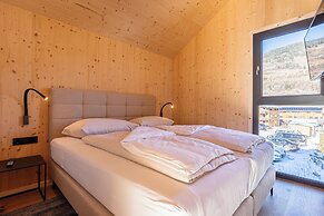 Kreischberg Pool Villas & Penthouses by ALPS RESORTS