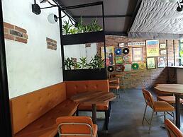 Hotel Living 35 Suites