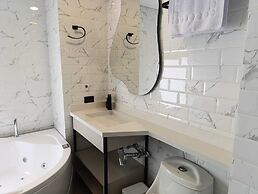 Hotel Living 35 Suites