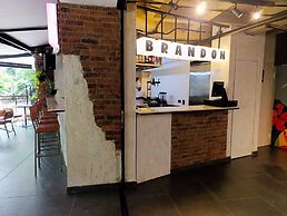 Hotel Living 35 Suites