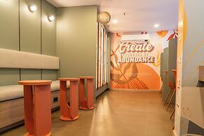 Hotel Living 35 Suites