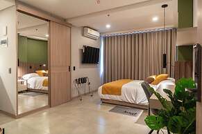 Hotel Living 35 Suites