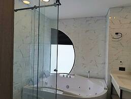 Hotel Living 35 Suites