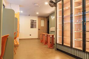 Hotel Living 35 Suites