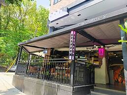 Hotel Living 35 Suites