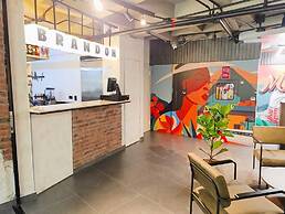 Hotel Living 35 Suites