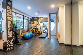 Hotel Living 35 Suites