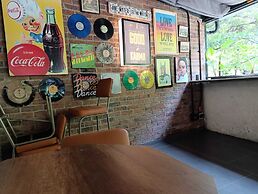 Hotel Living 35 Suites