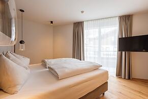 Fiss Suites by ALPS RESORTS