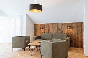 Fiss Suites by ALPS RESORTS