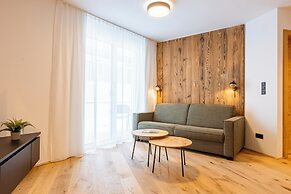 Fiss Suites by ALPS RESORTS