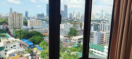 Direct Rooms at Omni Complex Nana