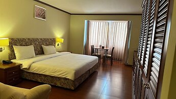 Direct Rooms at Omni Complex Nana