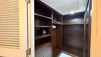 Direct Rooms at Omni Complex Nana
