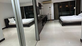 Direct Rooms at Omni Complex Nana