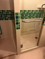 Direct Rooms at Omni Complex Nana