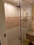 Direct Rooms at Omni Complex Nana