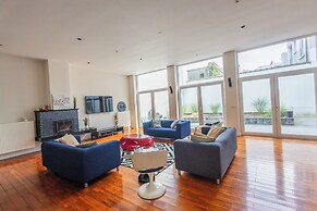 Chambres Cosy dans Une Grande maison